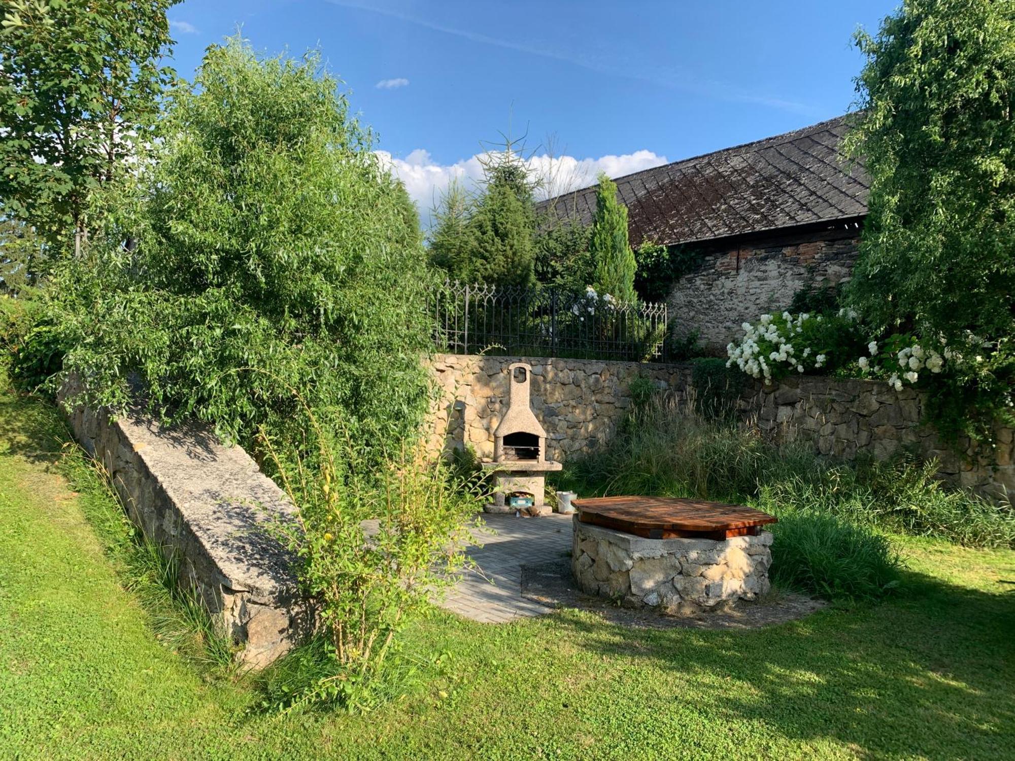 Villa Lypche Bešeňová Kültér fotó
