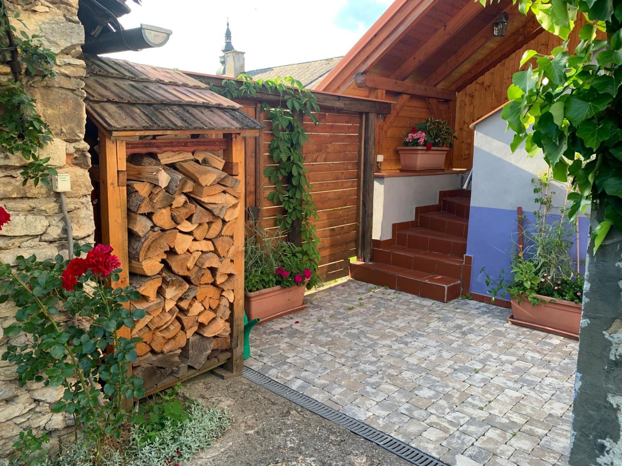 Villa Lypche Bešeňová Kültér fotó