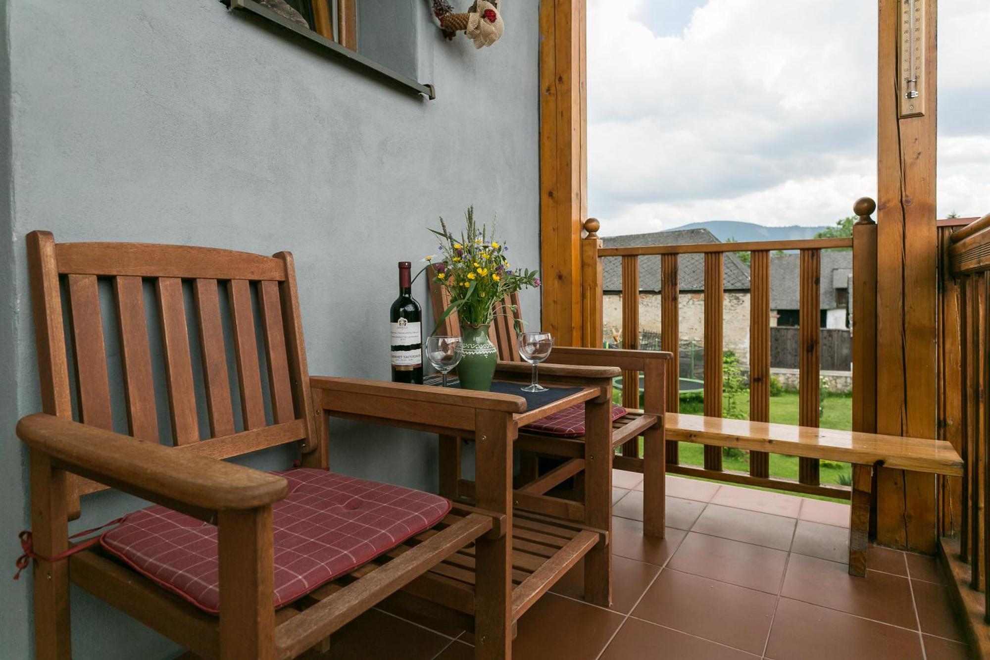 Villa Lypche Bešeňová Kültér fotó
