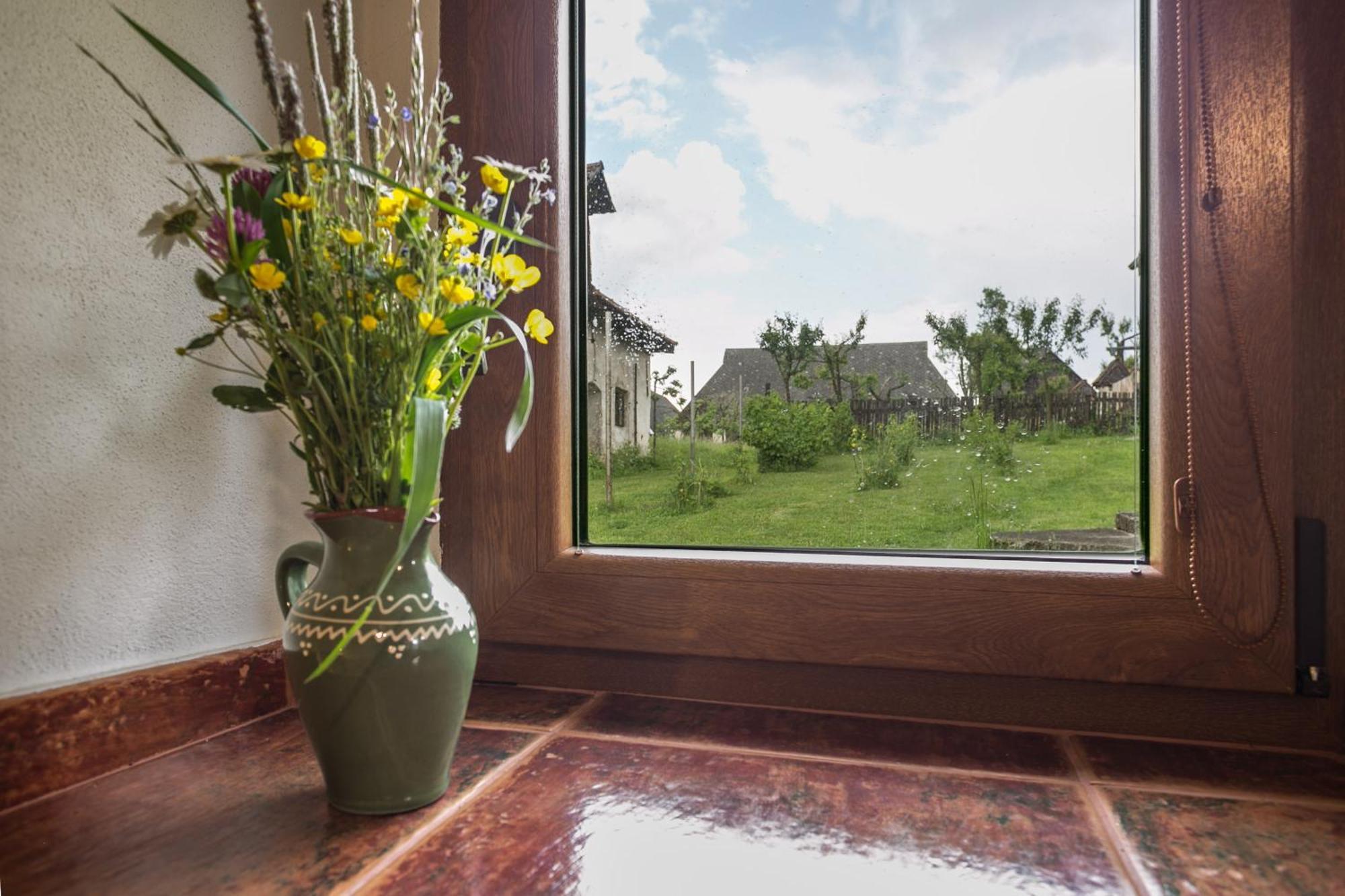 Villa Lypche Bešeňová Kültér fotó